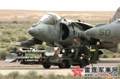 AV-8B(鹞)垂直起降攻击机